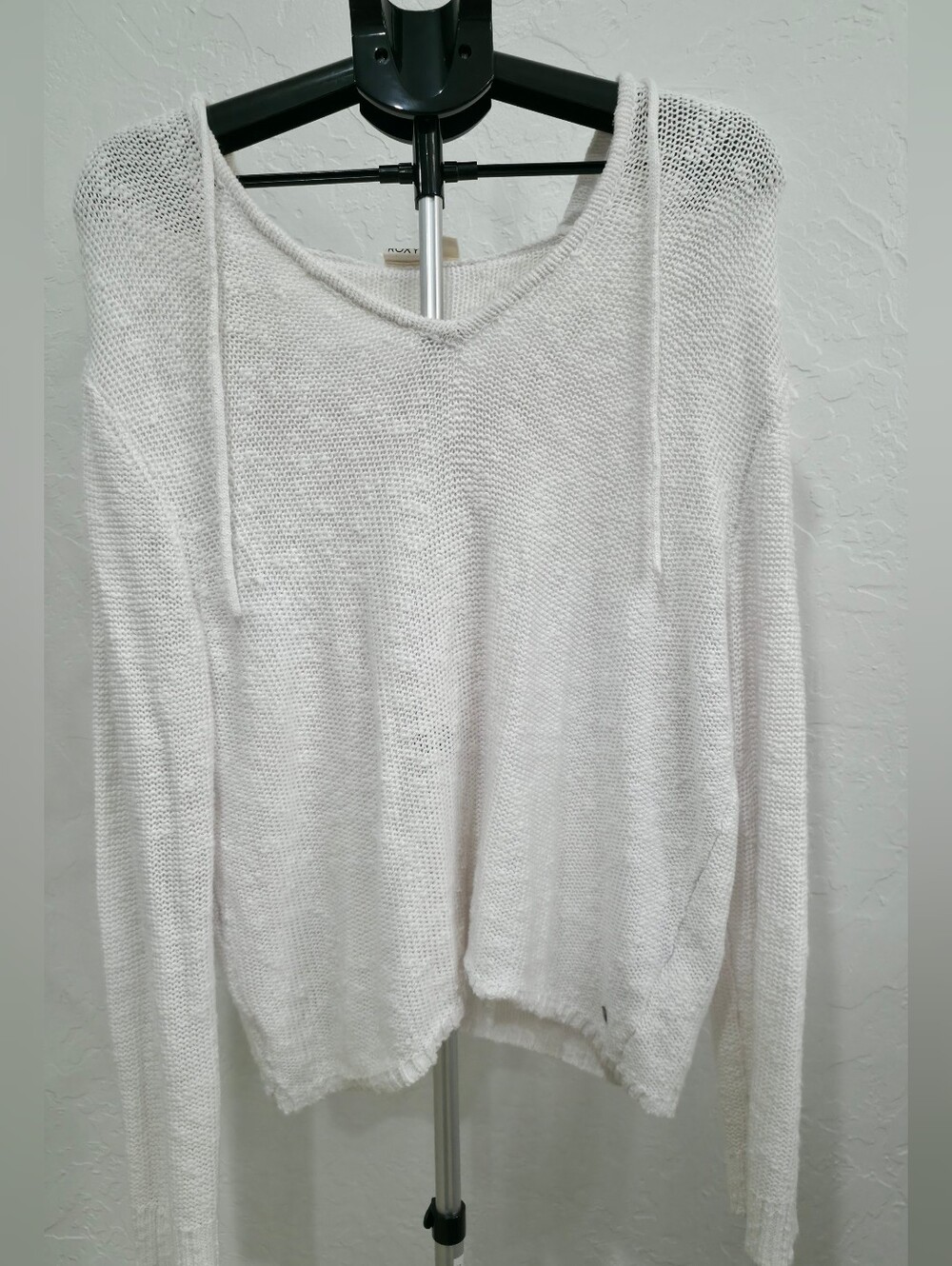 Roxy Ivory V-Neck Lightweight Knit Sweater